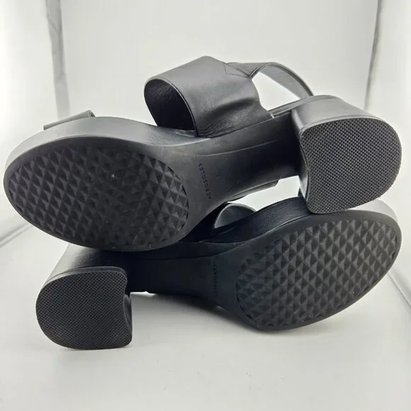 Camera Platform Sandals | Black Faux Leather | Women’s Size 8 - Picture 9 of 10